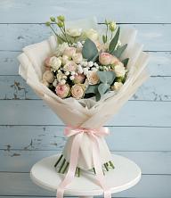 Букет цветов из:  Розы и Лизиантусы в Мальчевской