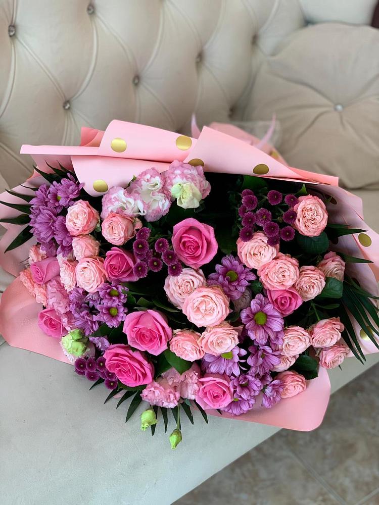 Букет цветов из: Хризантемы, Розы и Лизиантусы в Мальчевской