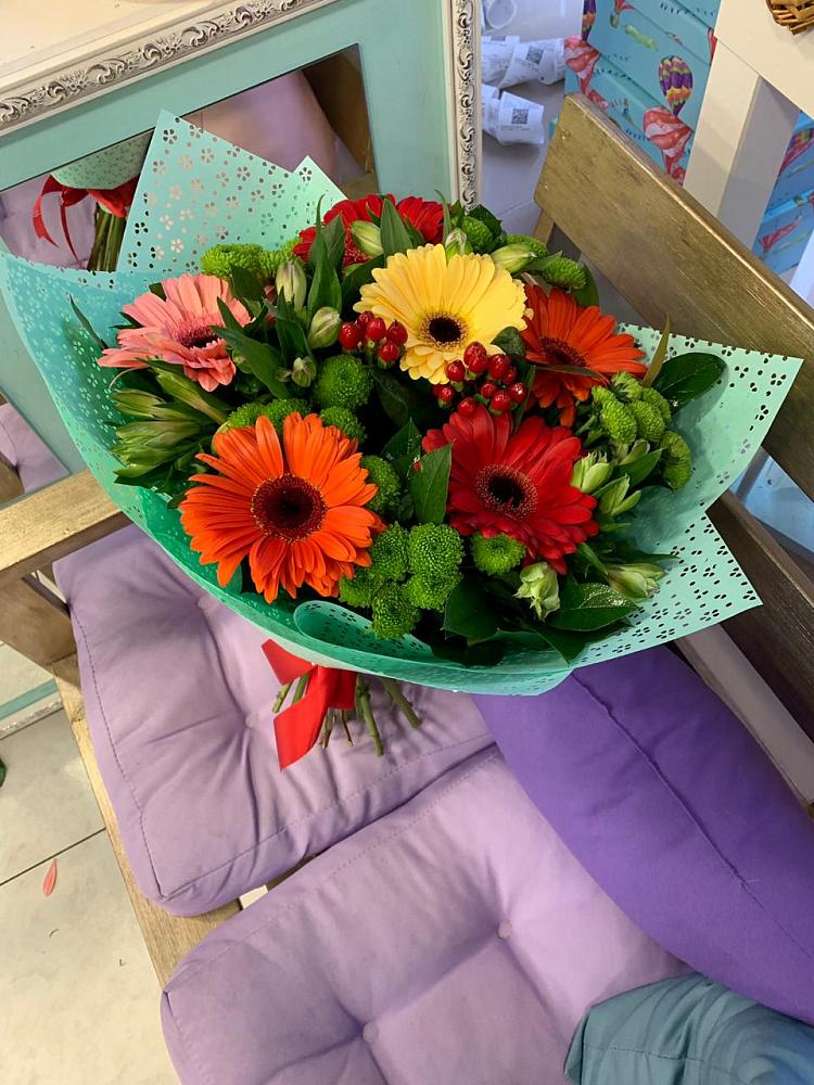 Букет цветов из: Герберы, Хризантемы и Альстромерии в Мальчевской