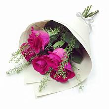 Букет цветов из:  Розы в Мальчевской