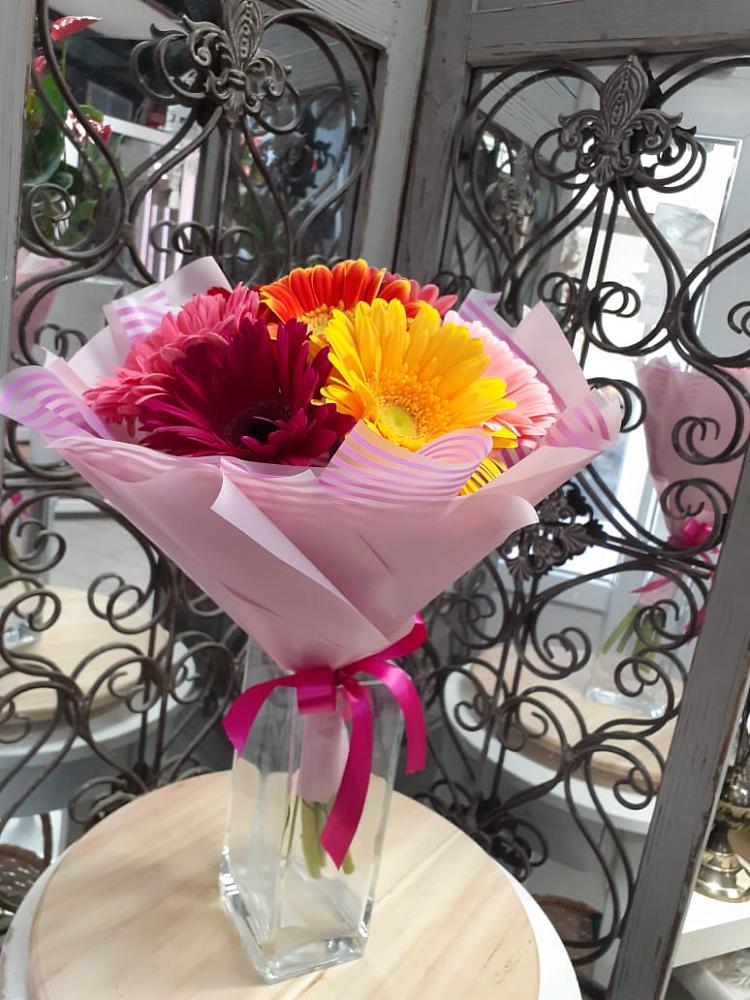 Букет цветов из: Герберы в Мальчевской