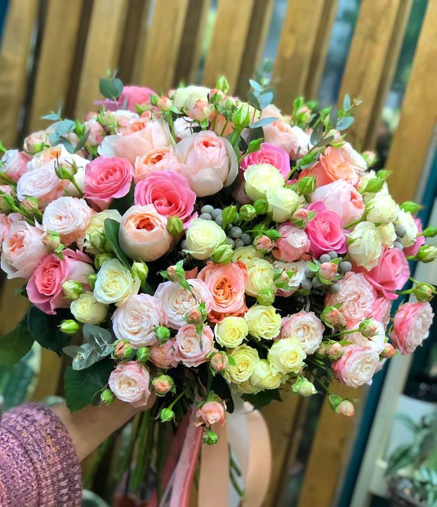 Букет цветов из: Розы в Мальчевской