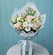 Букет цветов из:  Розы и Лизиантусы #REPLACE_PRED# Мальчевской