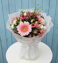 Букет цветов из:  Герберы, Альстромерии и Лизиантусы в Мальчевской