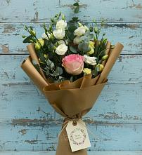 Букет цветов из:  Розы и Лизиантусы в Мальчевской
