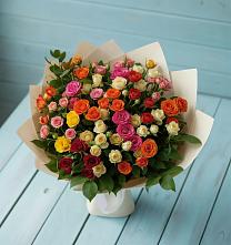 Букет Микс из разноцветных кустовых роз в Мальчевской