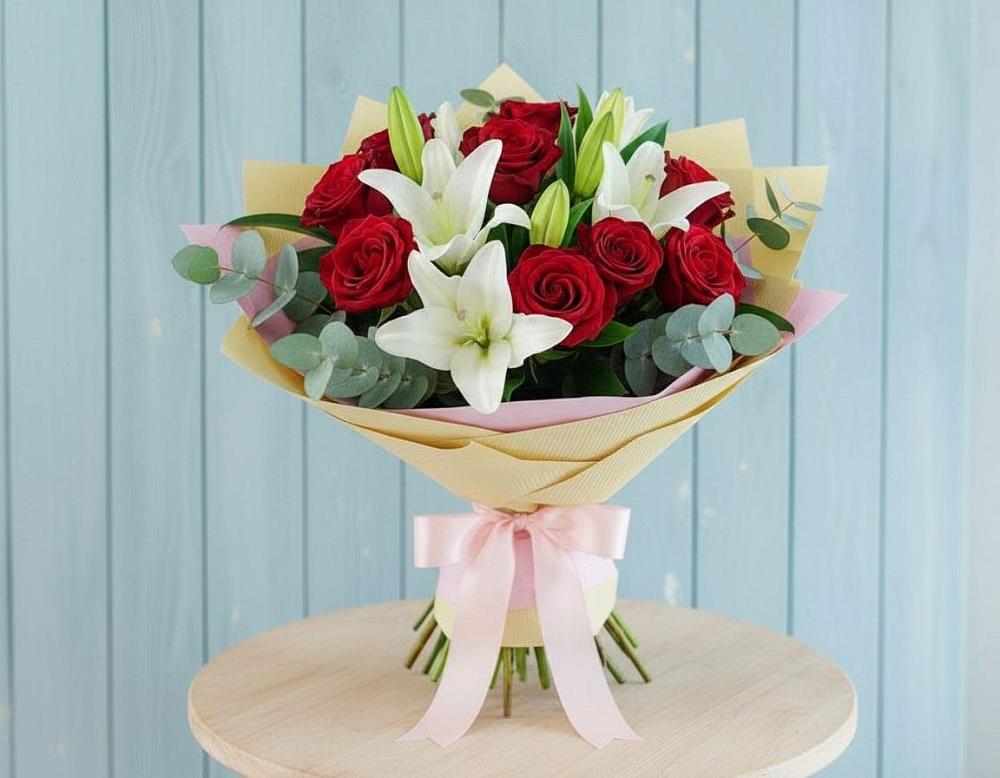Букет цветов из: Лилии и Розы в Мальчевской